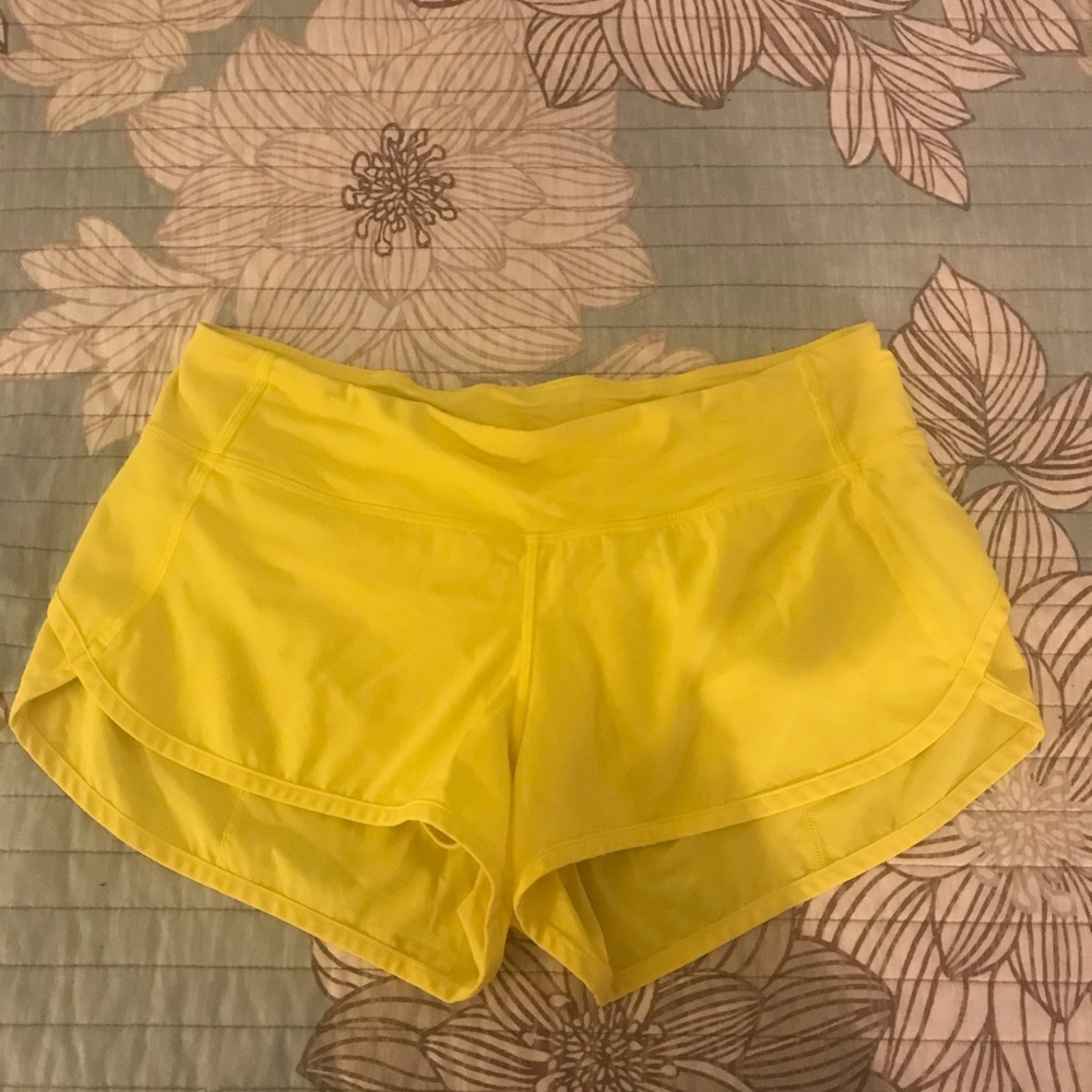 Lululemon 2.5 inch speed up short